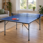 Mini-table de ping-pong dans une pièce de vie — illustration générique
