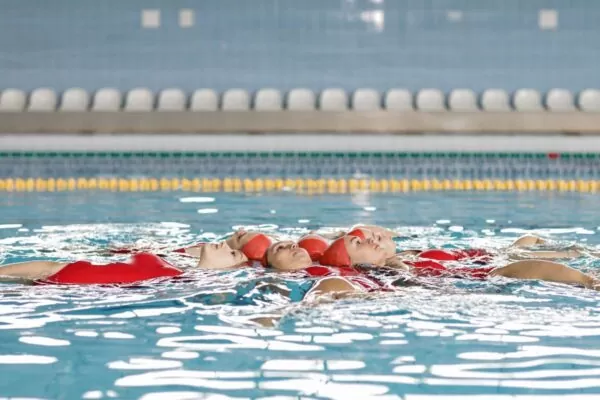 Que manger après une séance de natation